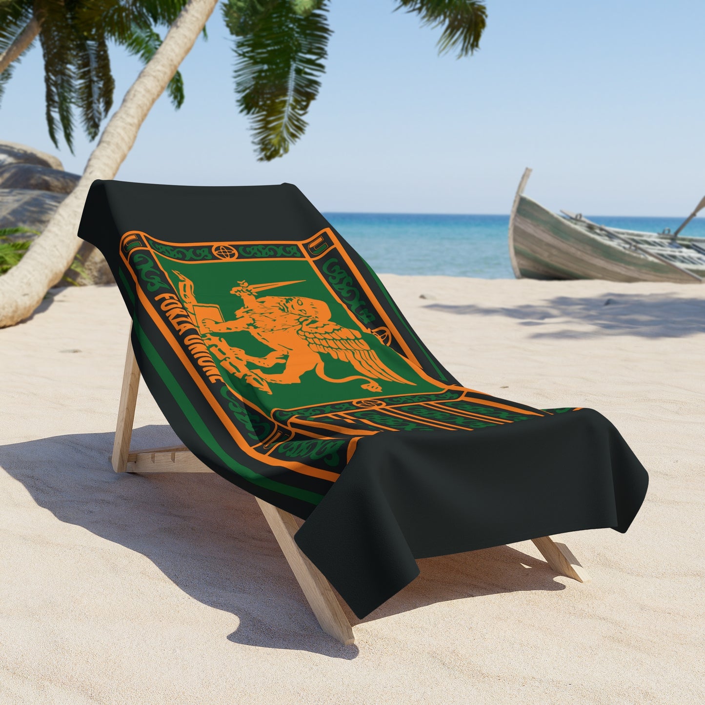 L'Unionista Towel with Lion Design, Summer Accessory, Poolside Essential
